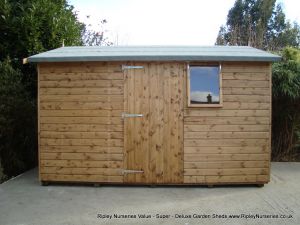 Deluxe Apex 12x10, Door and Window under eaves.