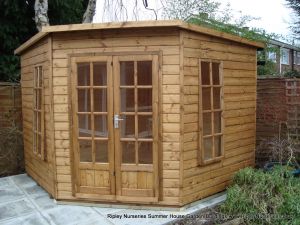 Tilford corner house 9X9 with Petersham Windows & Doors.